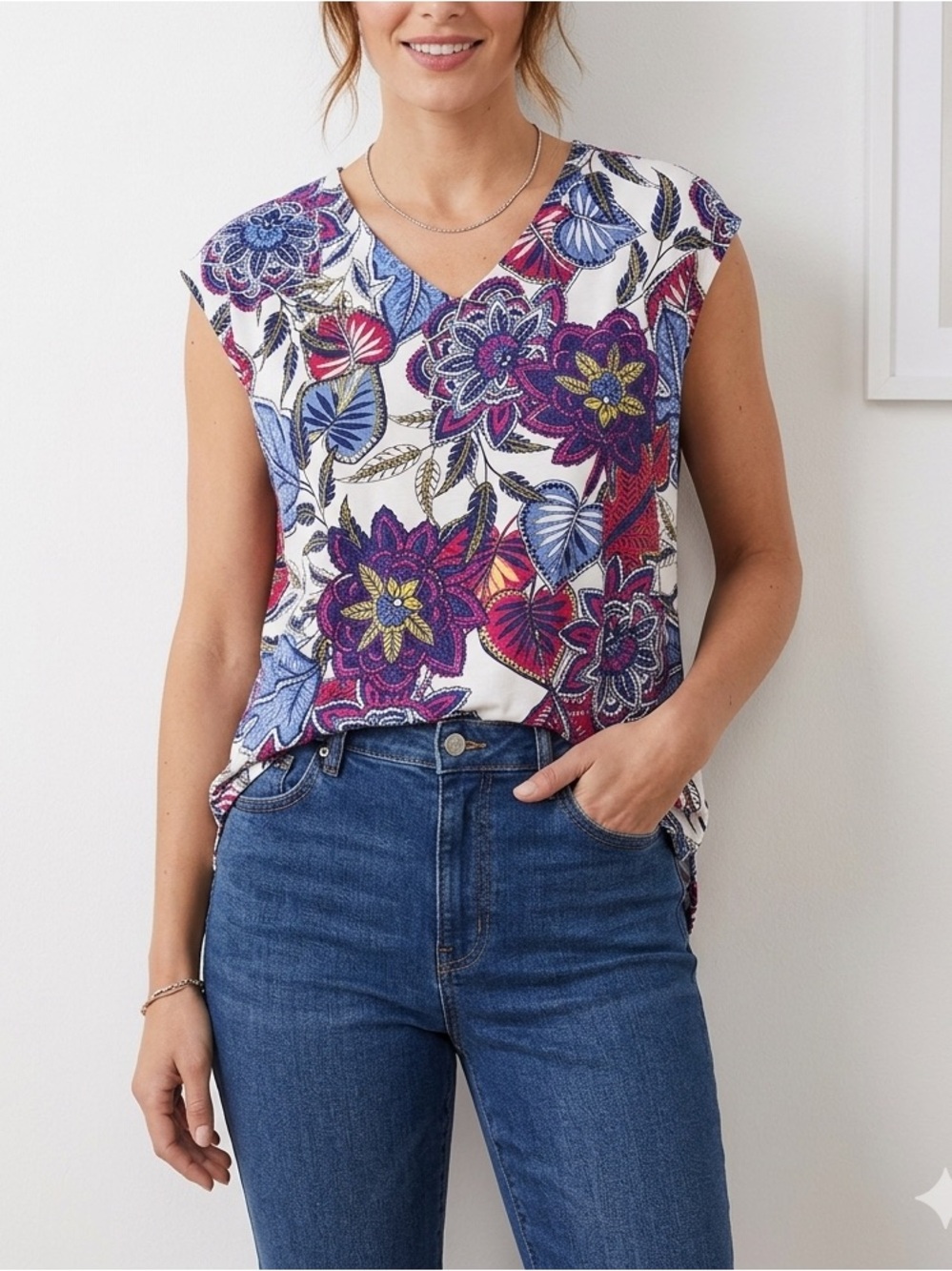Talbots Vibrant Floral V-Neck Cap Sleeve Stretch Knit Blouse